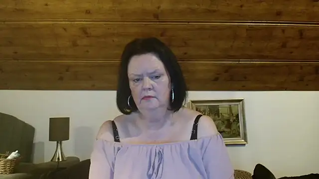 Snapshot of TiffanyMature chatting on 18, 10, 2025 TiffanyMature online show from 18, 10, 2025