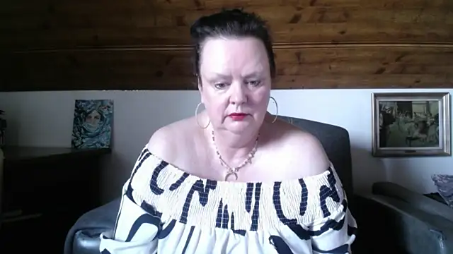 TiffanyMature online show from 24, 5, 2026