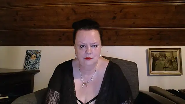 TiffanyMature online show from 28, 5, 2026