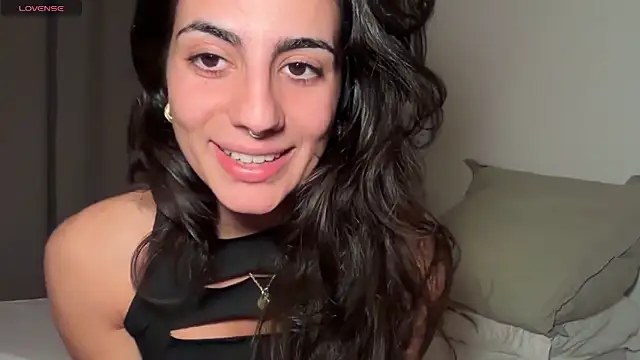 littleluna18 online show from 11, 9, 2025