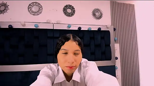 Snapshot of Isabella_motero chatting on 13, 9, 2025 Isabella motero online show from 13, 9, 2025