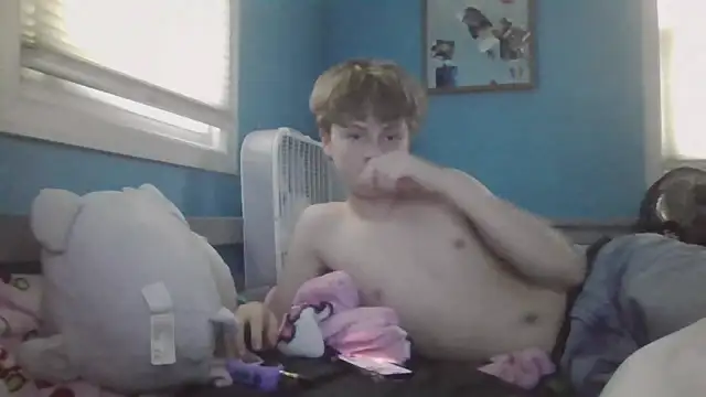 Snapshot of Liam_axel35 chatting on 23, 9, 2025 Liam axel35 online show from 23, 9, 2025