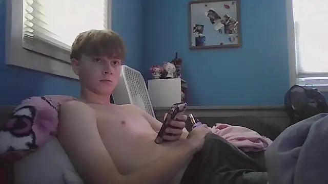 Snapshot of Liam_axel35 chatting on 3, 10, 2025 Liam axel35 online show from 3, 10, 2025