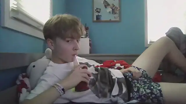 Snapshot of Liam_axel35 chatting on 13, 10, 2025 Liam axel35 online show from 13, 10, 2025