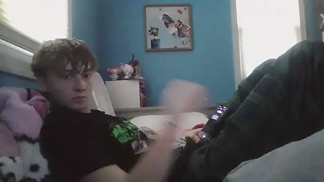 Snapshot of Liam_axel35 chatting on 4, 11, 2025 Liam axel35 online show from 4, 11, 2025