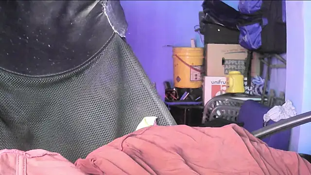 Snapshot of Clangel19 chatting on 19, 9, 2025 Clangel19 online show from 19, 9, 2025