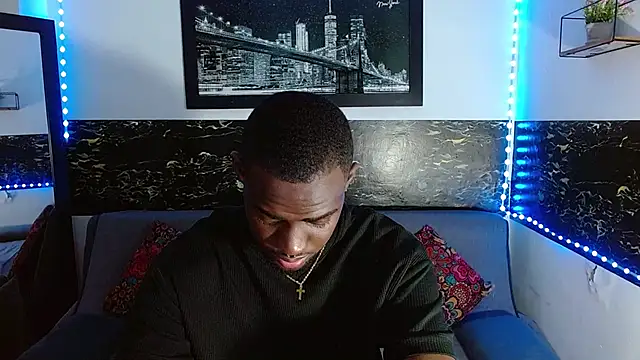 Snapshot of eebony_stallion chatting on 15, 10, 2025 eebony stallion online show from 15, 10, 2025