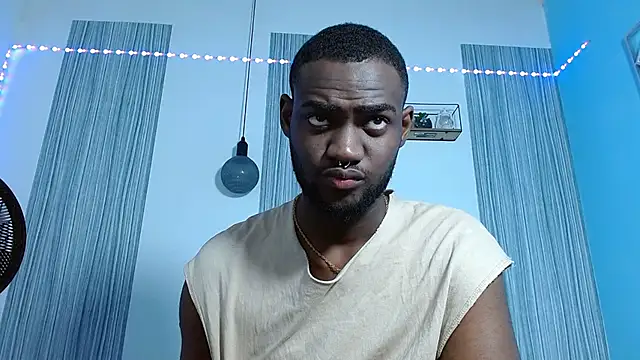 Snapshot of eebony_stallion chatting on 24, 10, 2025 eebony stallion online show from 24, 10, 2025