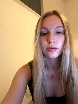 Snapshot of bbysonia chatting on 23, 10, 2025 bbysonia online show from 23, 10, 2025