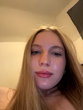 Snapshot of bbysonia chatting on 24, 11, 2025 bbysonia online show from 24, 11, 2025