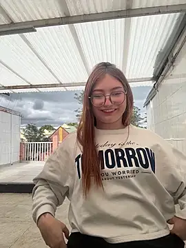 Snapshot of LunaVelvet777 chatting on 26, 11, 2025 LunaVelvet777 online show from 26, 11, 2025