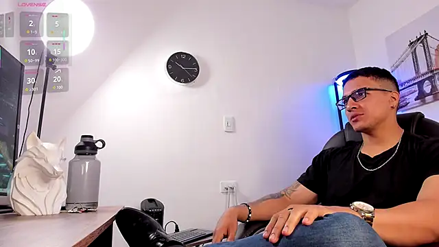 Dash Bukoski online show from 25, 11, 2025