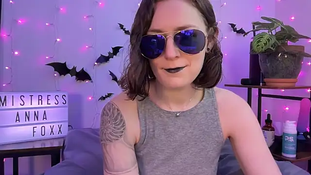 mistressannafoxx online show from 11, 11, 2025