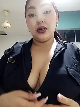 Snapshot of Victoriia-69 chatting on 11, 9, 2025 Victoriia-69 online show from 11, 9, 2025