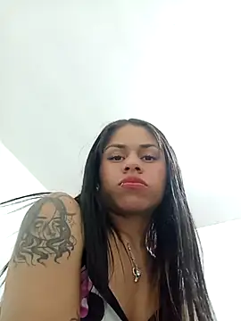 Snapshot of toxic_sweet_ chatting on 25, 11, 2025 toxic sweet online show from 25, 11, 2025