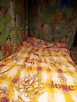 hotmomma8 online show from 19, 12, 2025