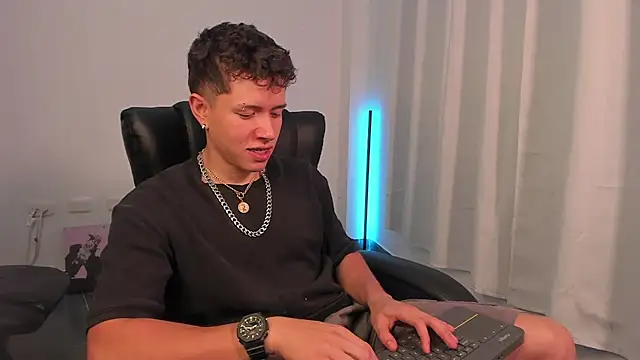 Snapshot of nathan_blake chatting on 11, 9, 2025 nathan blake online show from 11, 9, 2025