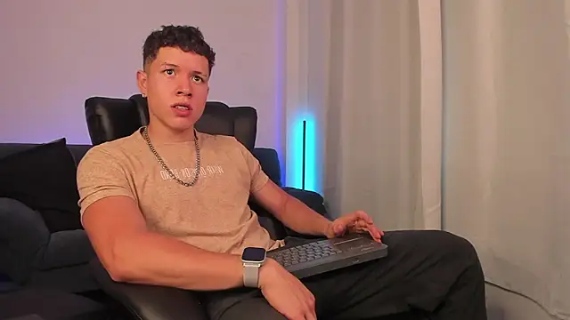 Snapshot of nathan_blake chatting on 29, 9, 2025 nathan blake online show from 29, 9, 2025