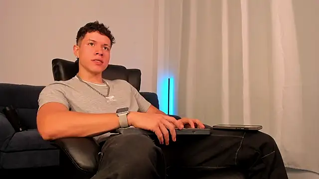 Snapshot of nathan_blake chatting on 2, 10, 2025 nathan blake online show from 2, 10, 2025