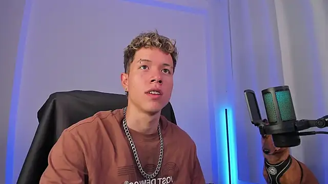 Snapshot of nathan_blake chatting on 15, 1, 2026 nathan blake online show from 15, 1, 2026