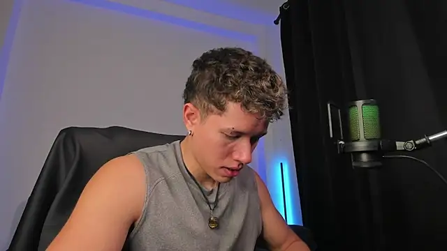 Snapshot of nathan_blake chatting on 8, 2, 2026 nathan blake online show from 8, 2, 2026