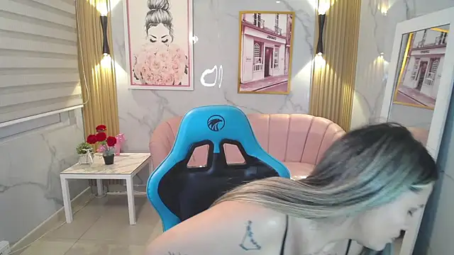 Jade Jones a online show from 20, 11, 2025