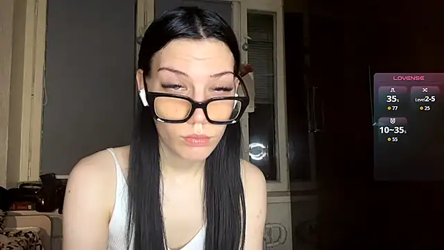 AlfredaBillegas online show from 28, 9, 2025