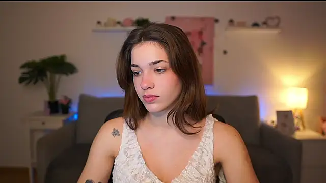 kissie cat online show from 15, 1, 2026