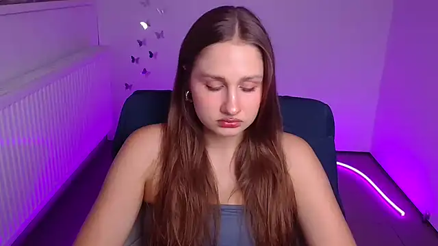 Stefanie Sweet online show from 10, 9, 2025