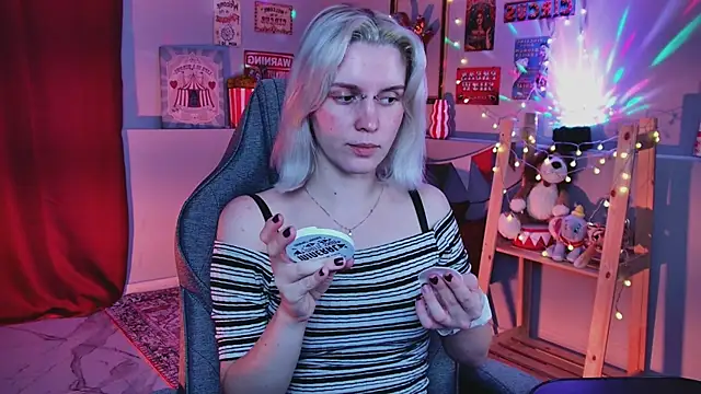 BethanyCloud online show from 25, 6, 2026
