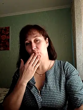 Amandda  online show from 6, 4, 2026