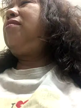 Snapshot of Hoanguyenn chatting on 4, 11, 2025 Hoanguyenn online show from 4, 11, 2025