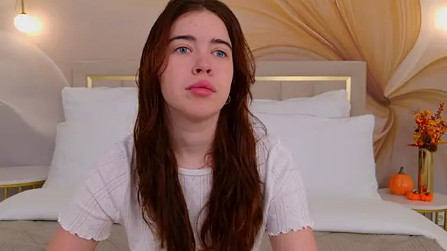 KimberlyBond online show from 7, 10, 2025