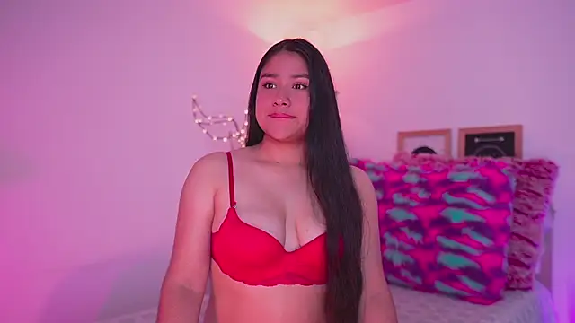 Snapshot of melissa_laurent_ chatting on 22, 9, 2025 melissa laurent  online show from 22, 9, 2025