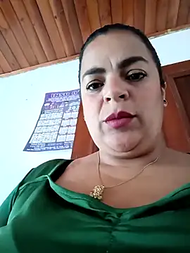 Mia-Glow online show from 6, 3, 2026