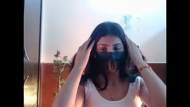 Snapshot of _kamyaa09 chatting on 5, 2, 2026 kamyaa09 online show from 5, 2, 2026