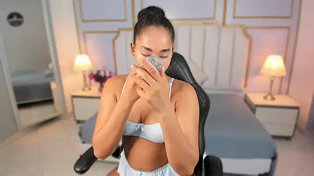 Snapshot of Ketty_89 chatting on 15, 10, 2025 Ketty 89 online show from 15, 10, 2025