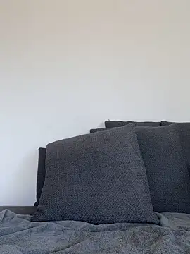 Snapshot of LauraLuxxx chatting on 16, 9, 2025 LauraLuxxx online show from 16, 9, 2025