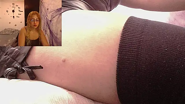 Skarleth Diaz online show from 2, 11, 2025