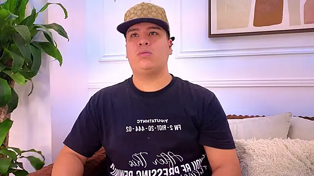 Naim Bennetsex online show from 12, 5, 2026