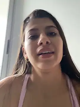 Snapshot of Lenapink19 chatting on 28, 10, 2025 Lenapink19 online show from 28, 10, 2025