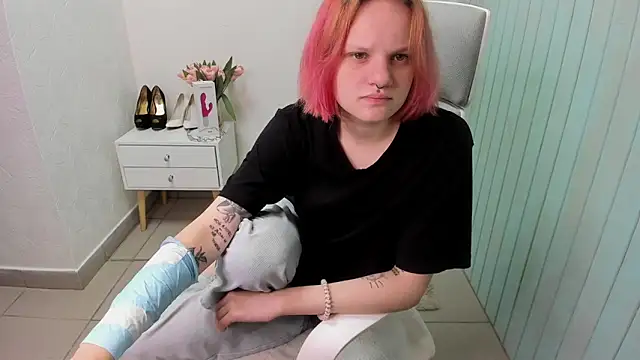 Elieiza xo online show from 25, 9, 2025