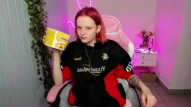 Elieiza xo online show from 28, 10, 2025