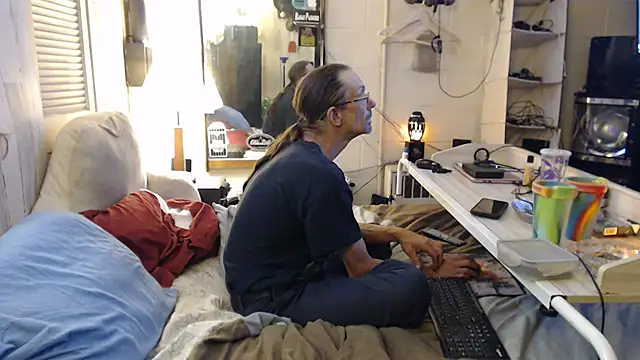 Puff0169 online show from 8, 7, 2026