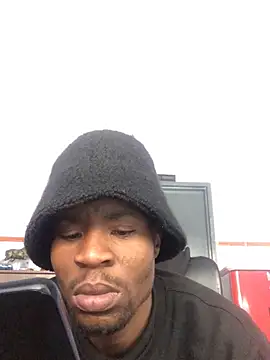 Snapshot of broskies777 chatting on 19, 9, 2025 broskies777 online show from 19, 9, 2025