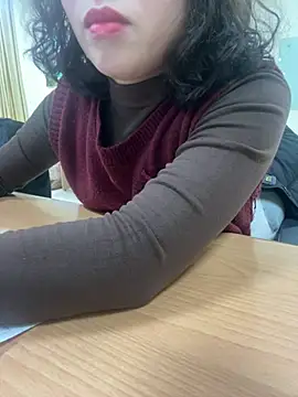 -NhaKy22 online show from 2, 2, 2026