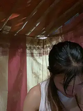 Snapshot of PhanHaa chatting on 9, 9, 2025 PhanHaa online show from 9, 9, 2025