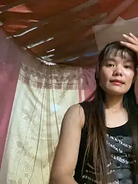 Snapshot of PhanHaa chatting on 3, 10, 2025 PhanHaa online show from 3, 10, 2025