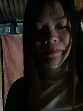 Snapshot of PhanHaa chatting on 18, 10, 2025 PhanHaa online show from 18, 10, 2025