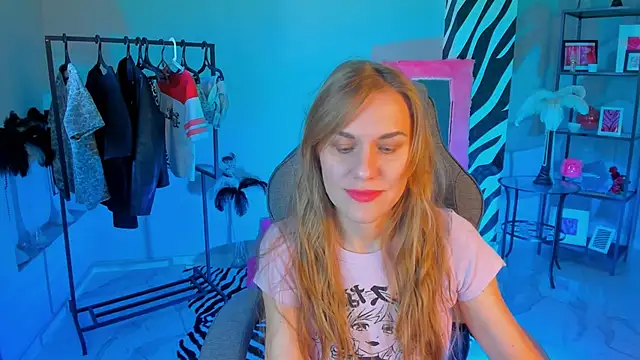 Snapshot of VanessaMates chatting on 24, 9, 2025 VanessaMates online show from 24, 9, 2025